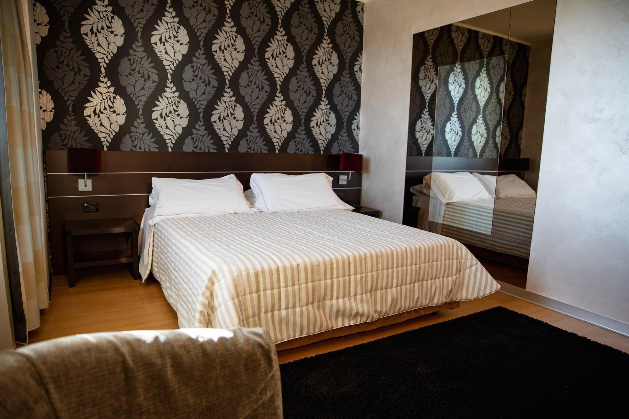 Castahotel Castagnito Extérieur photo