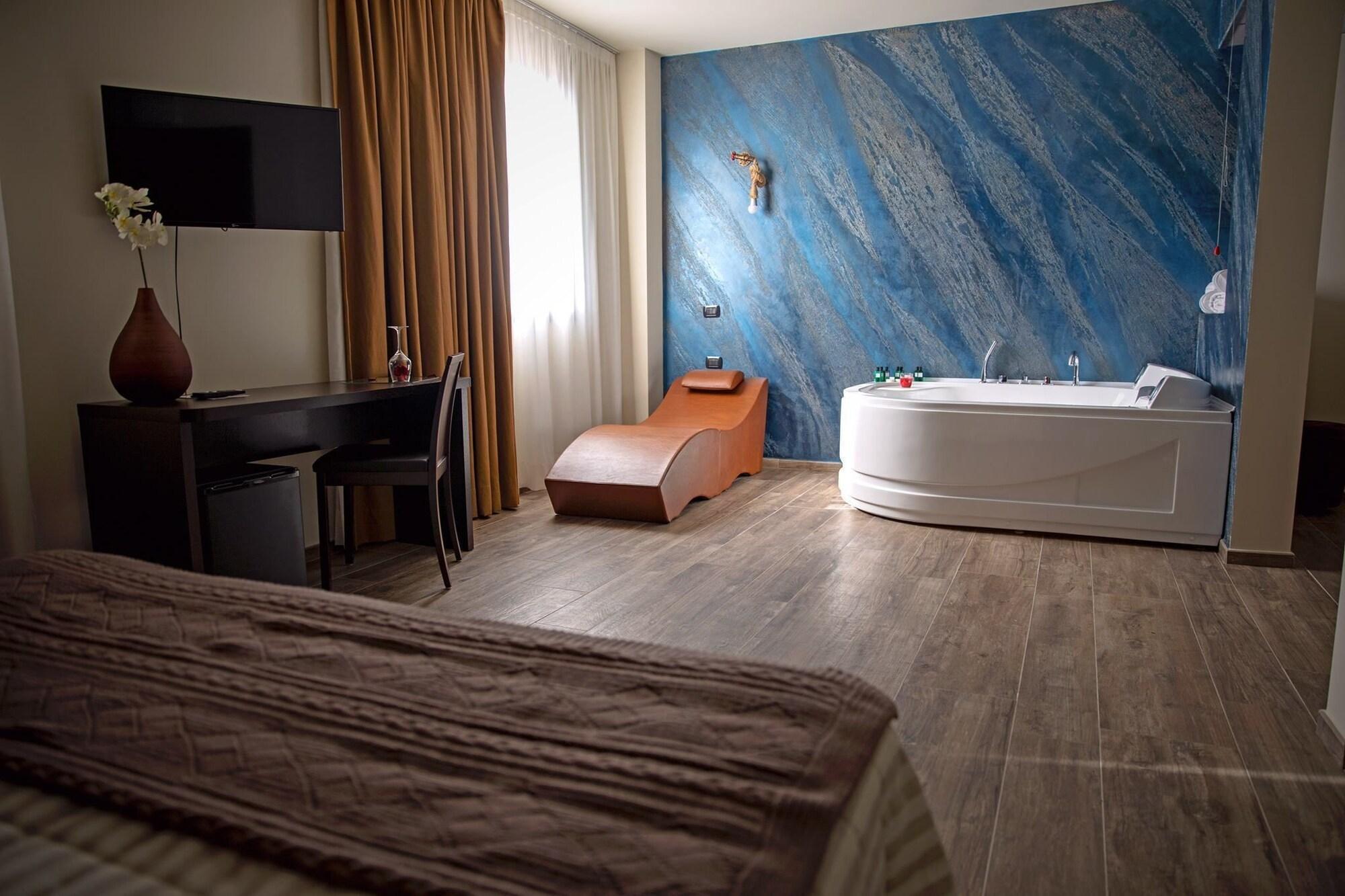 Castahotel Castagnito Extérieur photo
