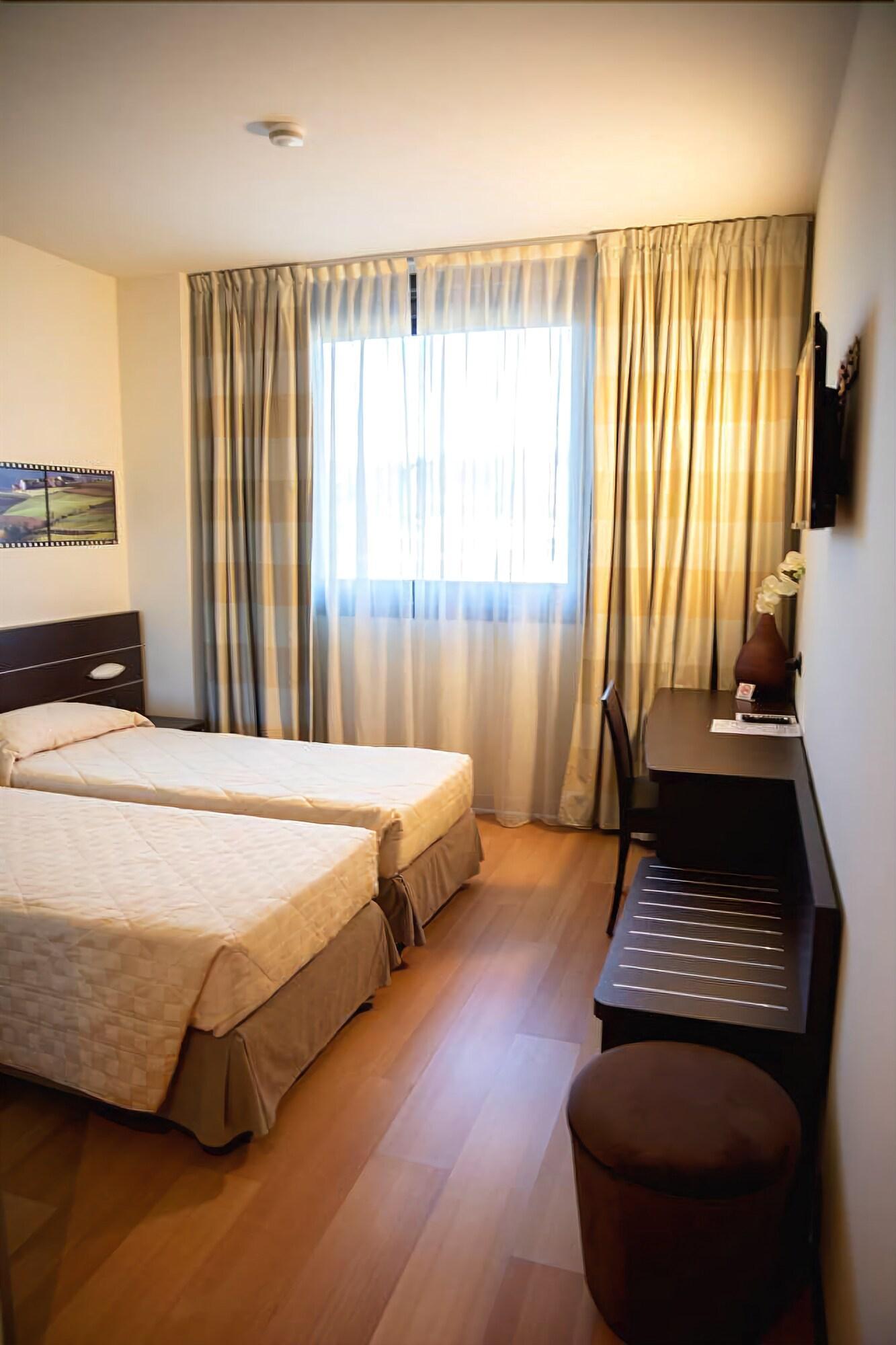 Castahotel Castagnito Extérieur photo